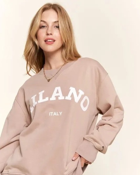 Cozy never looked so good! 

The And The Why Washed Milano Pullover Sweatshirt is your go-to for those laid-back days. With its trendy washed finish and oversized fit, you can easily pair it with jeans or leggings for that effortlessly cool vibe. 

Grab yours now! 
https://daverrifashions.com/products/and-the-why-washed-milano-pullover-sweatshirt 

#FallFashion #CozyVibes #SweatshirtStyle #AndTheWhy #CasualChic