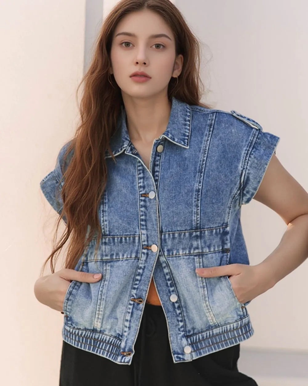 Denim lovers, rejoice! 

Our Button Up Cap Sleeve Denim Jacket is the perfect blend of style and comfort. With its classic buttoned design and handy pockets, it’s your go-to layer for those crisp fall days. 

Dress it up or down, this jacket is ready for any occasion! 

https://daverrifashions.com/products/button-up-cap-sleeve-denim-jacket 

#DenimJacket #FallFashion #Outerwear #SYNZ #FashionFinds
