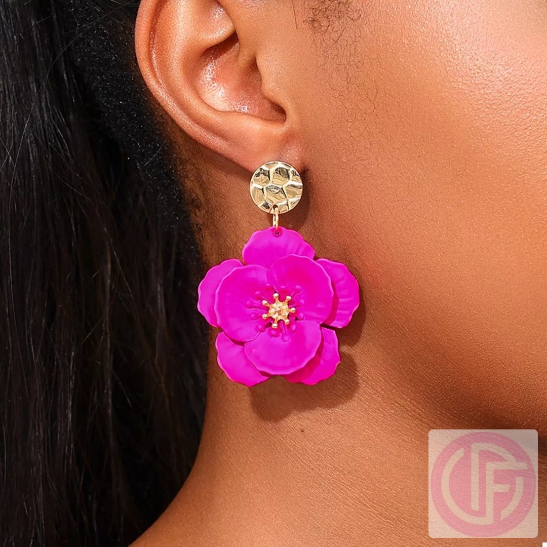 Did you know that the right earrings can transform any outfit? ✨ 

These Floral Statement Drop Earrings with Gold Accent are your new go-to for adding a touch of elegance and flair. Perfect for any occasion, they’ll make heads turn and hearts flutter. 

Grab yours now! 
https://daverrifashions.com/products/floral-statement-drop-earrings-with-gold-accent 

#FashionEarrings #JewelryLovers #FloralDesign #BlingBling #StyleStatement