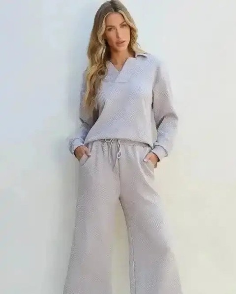 Who said lounging can't be chic? 

Meet the Light Grey V-Neck Long Sleeve Wide Leg Lounge Set—a perfect blend of comfort and style. 

These wide-leg pants elevate your casual look, giving you that effortless vibe while still being fashion-forward. Made from a soft polyester blend, you’ll feel cozy whether you're chilling at home or stepping out for errands. 

Ditch the sweatpants and upgrade your loungewear! 

Now at £41.81! 

Grab yours here: 

#LoungewearGoals #ChicComfort #Fashionfitz #CasualStyle #WideLegPants