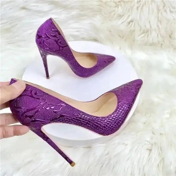 Transform your look with a pop of purple! 

The Elegant Purple Stiletto Pumps are not just shoes; they’re a statement. Crafted from durable patent leather with a comfortable PU lining, these heels elevate any outfit effortlessly. 

Available in various heel heights and sizes, they cater to every fashion-forward woman. 

 

#ElegantHeels #PurplePumps #FashionForward #StilettoStyle #TrendyFootwear