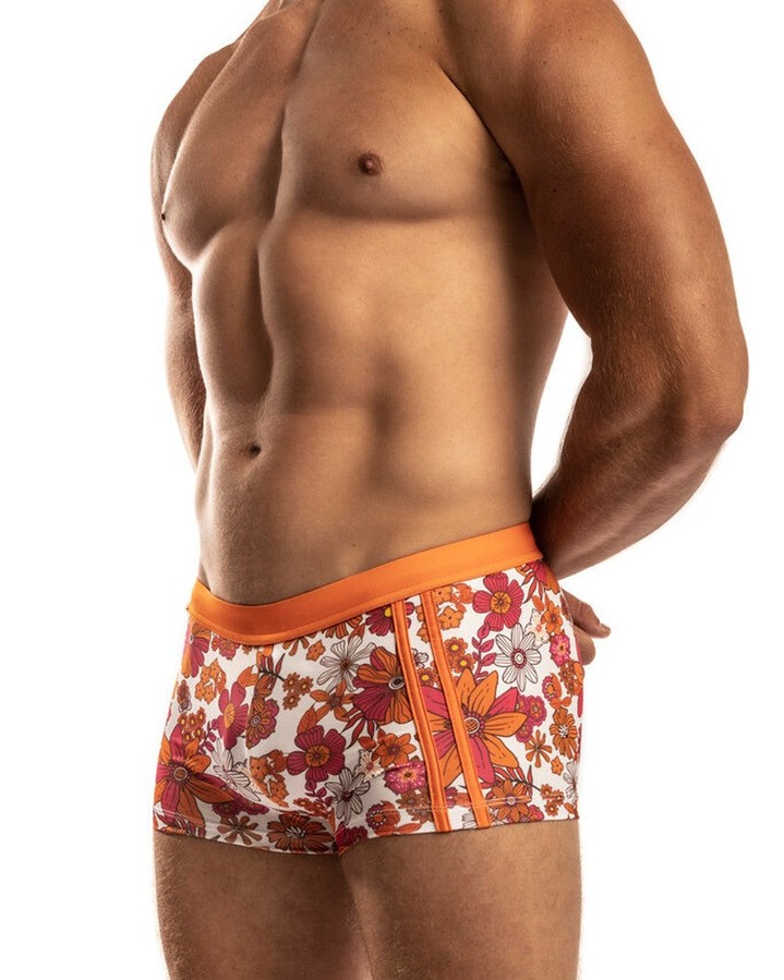 Who knew swimwear could save the ocean? 🌊

The Jack Adams Bali Swim Trunk combines ultimate comfort with eco-friendly vibes. Made from recycled ocean materials, these trunks offer a perfect fit and UVF50+ sun protection. 

Look good, feel good, and do good this summer! 

#EcoFriendlyFashion #SwimwearStyle #JackAdams #BeachReady #SustainableLiving