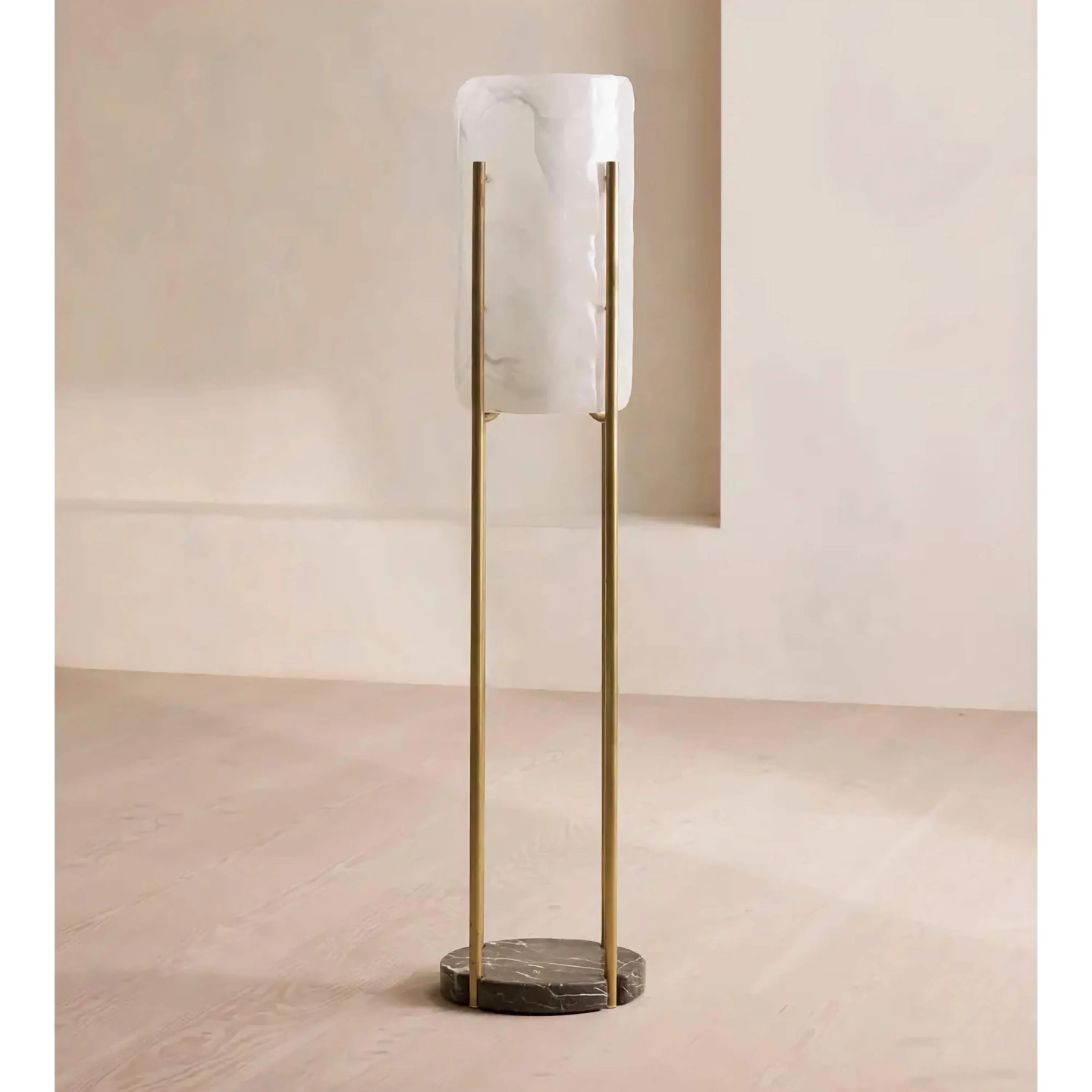 Our MINIMALIST MARBLE & BRASS FLOOR LAMP | CLKPS0294 is not just a lamp; it's a piece of art crafted for interior designers who appreciate uniqueness in every detail. Visit https://www.casalolalights.com/products/floor-lamps-clkps0294 to see why it's the preferred choice for industry professionals.
#ArtisticLighting #DesignProfessionals #ExclusiveDesigns #artdeco #contemporary #eclectic #hollywoodregency
