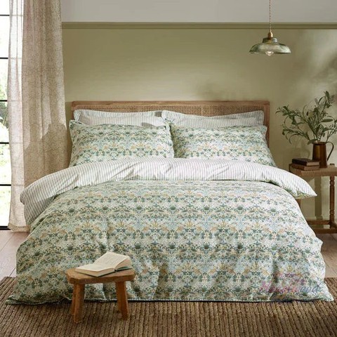 Did you know your bedroom could tell a story? 

Transform your space with the enchanting **Strawberry Thief Duvet Cover Set** by William Morris. 

This isn’t just bedding; it’s a piece of art! 

With its intricate design and soothing colors—Natural, Sage Green, and Forest Green—your room will radiate elegance and comfort. 

Made from 100% cotton, it’s delightfully breathable for a cozy night’s sleep. 

Available now for €97,00. 

Breathe new life into your sanctuary! 

#InteriorDesign #HomeDecor #WilliamMorris #DuvetCover #BedroomBliss 

https://ssdlr.shop/l/239183e6