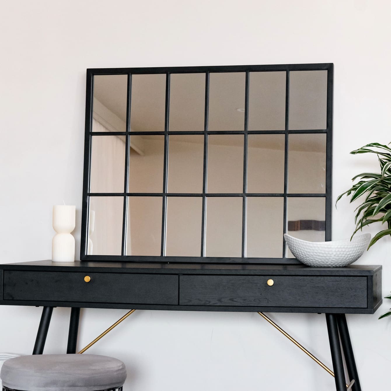 Ever wondered how a single piece can transform your entire room? 

Meet the Kyō Black Metal Rectangle Lattice Window Mirror. This stunning mirror brings a touch of sophistication while playing with light to create a stunning sense of space. 

With its modern frame and meticulous craftsmanship, it’s not just a mirror; it’s a statement piece that elevates any décor. 

Available now for £119.95 

Transform your home today! 

#HomeDecor #InteriorDesign #StatementPiece #JōbūHome #MirrorMagic 
https://jobuhome.com/products/kyo-black-metal-rectangle-lattice-window-mirror-90cm-x-70cm