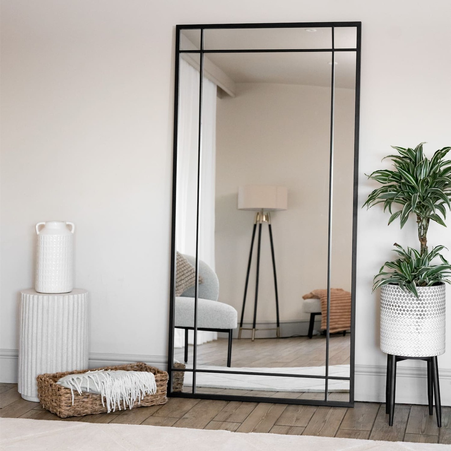 Your space deserves a mirror that makes a real impact. The Aimi Full-Length Black Metal Rectangle Mirror transforms any room with its bold industrial frame and oversized 180cm x 90cm design. Perfect for leaning or wall-mounting, it bounces light around, making your space feel bigger and brighter while adding that modern edge you've been craving.

Available now for £299.95

https://jobuhome.com/products/aimi-full-length-black-metal-rectangle-window-mirror-180cm-x-90cm

#StatementMirror #InteriorStyle #ModernHome #HomeDecor #DesignInspo