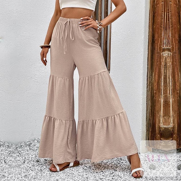Who says comfort can't be stylish? 

Our Beige Boho Flowy Trousers blend softness with a chic vibe, making them perfect for any fall outing. The stretchy fabric ensures you move freely while looking effortlessly put together. 

Grab yours today! 

https://wvws03zlqanwx22h-56107663554.shopifypreview.com/products_preview?preview_key=2218568bb3bf9356e0a937b4f506c86b 

#FallFashion #BohoStyle #PantsSale