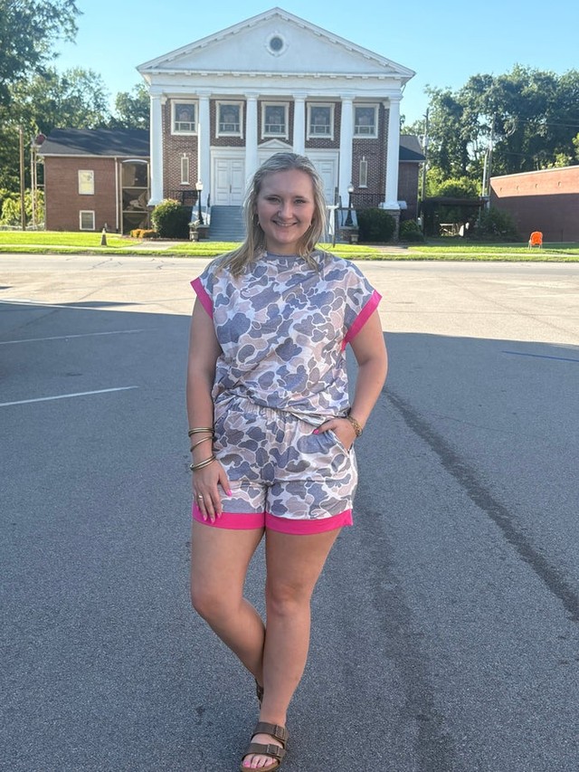 🌸☀️ June 04 Product Drop for Summer — New Arrivals! ☀️🌸

Fresh colors, breezy fits, and sunshine‑ready styles are here!

💖 From bold reds and blues to soft pastels and florals — this drop has something for every summer mood.

👗 Shop the full collection now 👉 

shopalexlayne.com/collections/2026-june-06-drop

#AlexLayneBoutique #SummerDrop #NewArrivals #ShopLocal #BoutiqueStyle #SummerReady #ShopAlexLayne