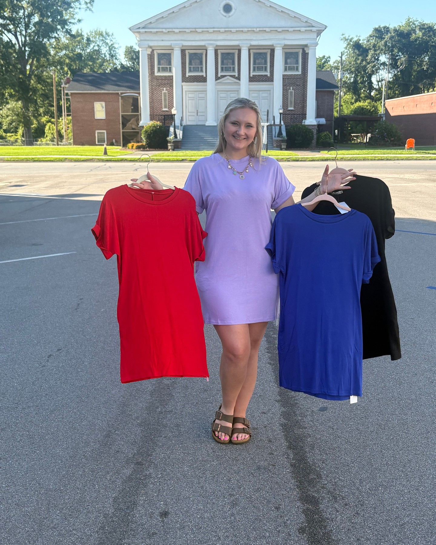 Who says comfort can't be stylish? 🌟

Our T-Shirt Short Sleeve Pocket Dress is your new go-to for effortless chic. With a loose silhouette and convenient side pockets, you can move freely while looking fabulous. Perfect for sunny days and casual outings!

https://shopalexlayne.com/products/relaxed-fit-cotton-short-sleeve-pocket-dress-for-summer-black-50-inclusive-70-excluding-polyester-polyester-fiber-2xl

#SummerStyle #FashionFinds #PocketDress #SpringCollection #EffortlessChic