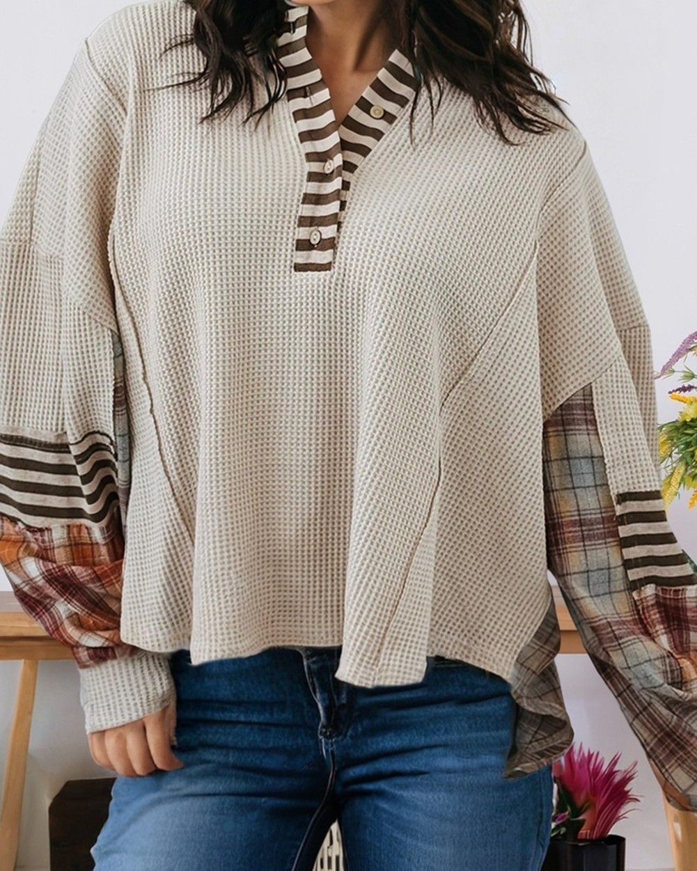 Who says comfort can't be stylish? 

Our Waffle Colorblock Plaid Half Button Pullover is the perfect blend of cozy and chic. Made from a soft mix of polyester and cotton, it’s designed for those crisp fall days when you want to look great without sacrificing comfort. 

Grab yours now! 
https://shopalexlayne.com/products/plus-size-waffle-colorblock-plaid-half-button-pullovers-4x-beige-1x 

#FallFashion #CurvyStyle #CozyChic #PlaidPerfection #Tops