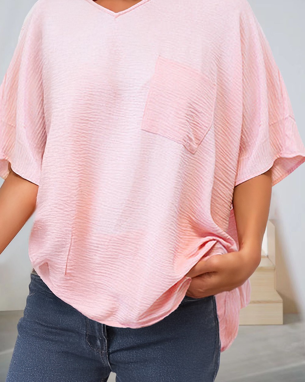 Who says comfort can't be stylish? 

Our Pale Pink Airflow V-Neck Tee is here to change the game. Made from 100% polyester, it’s lightweight and perfect for those sunny days ahead. Feel fabulous and free while you enjoy every moment of spring and summer! 

https://shopalexlayne.com/products/textured-half-sleeve-chest-pocket-v-neck-plus-size-t-shirt-pink-plus-size-1x 

#SpringStyle #SummerVibes #CurvyFashion #Tops #FashionFinds