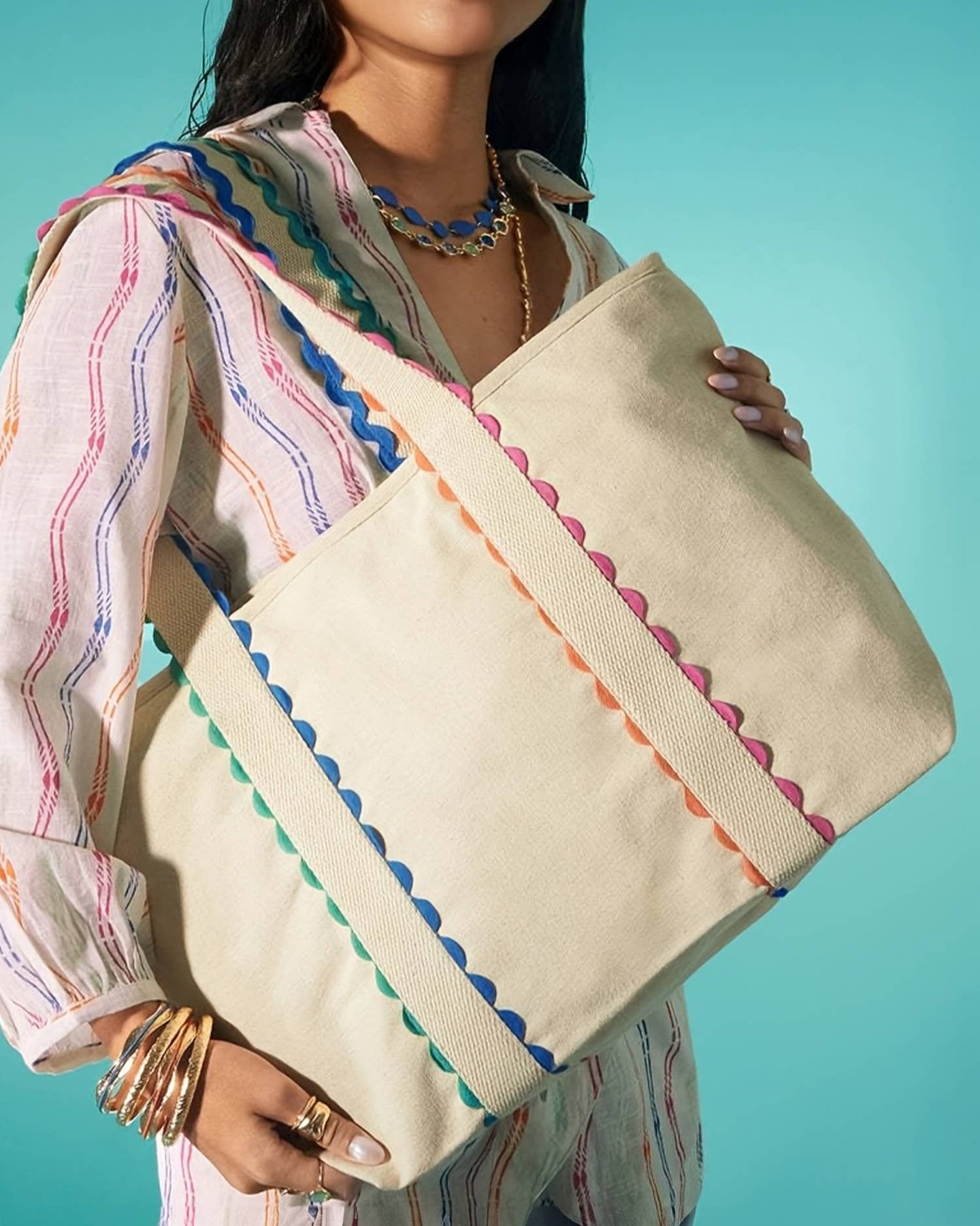 Tote bags don’t have to be boring! 🎉

Our Colorful Ricrac Detail Canvas Tote Bag adds a fun twist to your everyday carry. Made from durable polyester, it’s perfect for errands, beach days, or just showing off your unique style. 

Grab yours now! 
https://shopalexlayne.com/products/colorful-ricrac-detail-canvas-tote-bag-white-one-size 

#ToteBag #FashionAccessories #EverydayStyle
