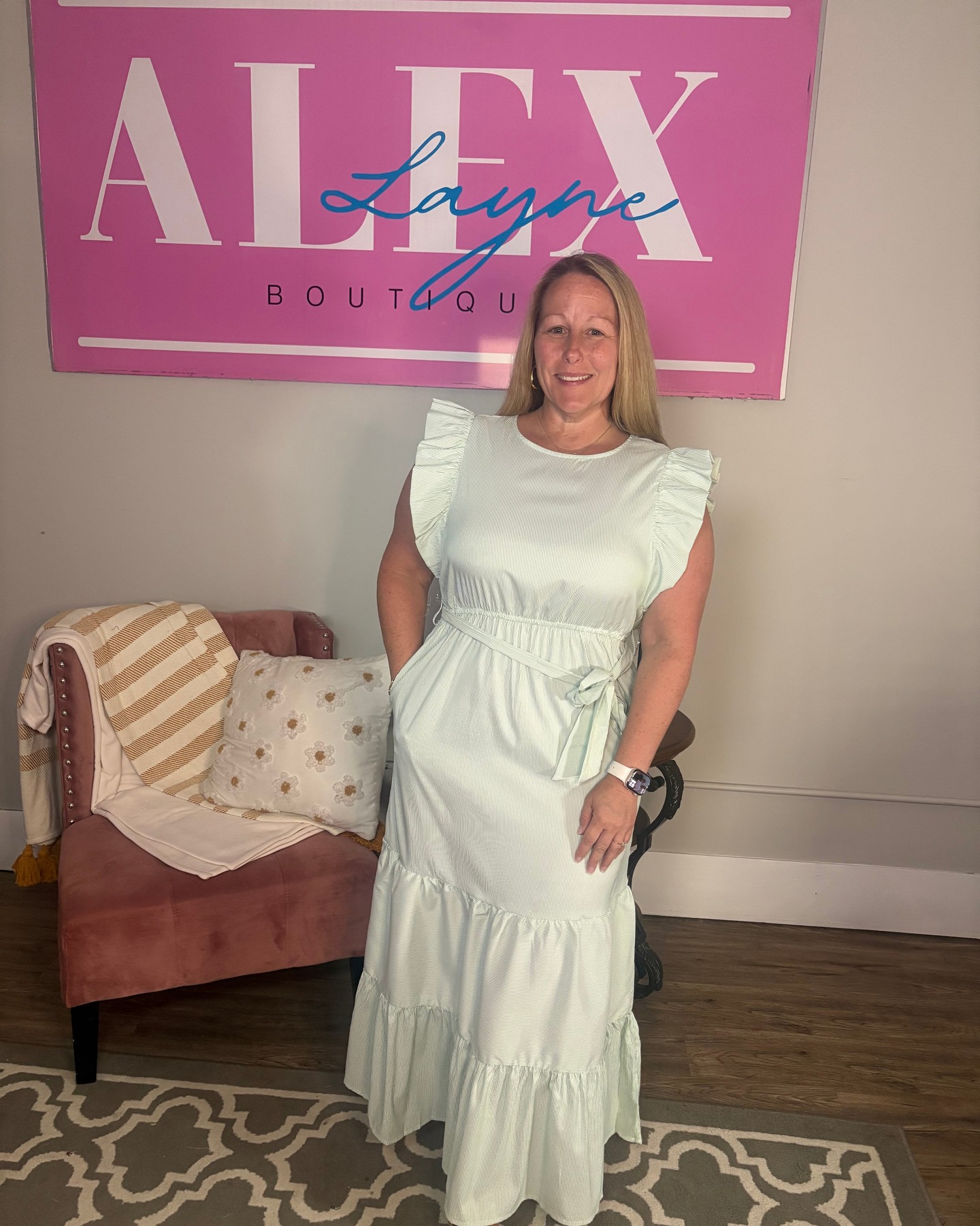 Spring is calling, and this Tiered Maxi Dress in Green is the perfect answer! 🌼

With its soft flutter cap sleeves and pockets, you'll feel effortlessly chic and comfy. The adjustable self-tie waist lets you find your perfect fit, making it a must-have for any occasion.

Grab yours now! 
https://shopalexlayne.com/products/tiered-maxi-dress-green-2-2-2s-m-l 

#Dresses #Easter #Spring #Summer #Fashion