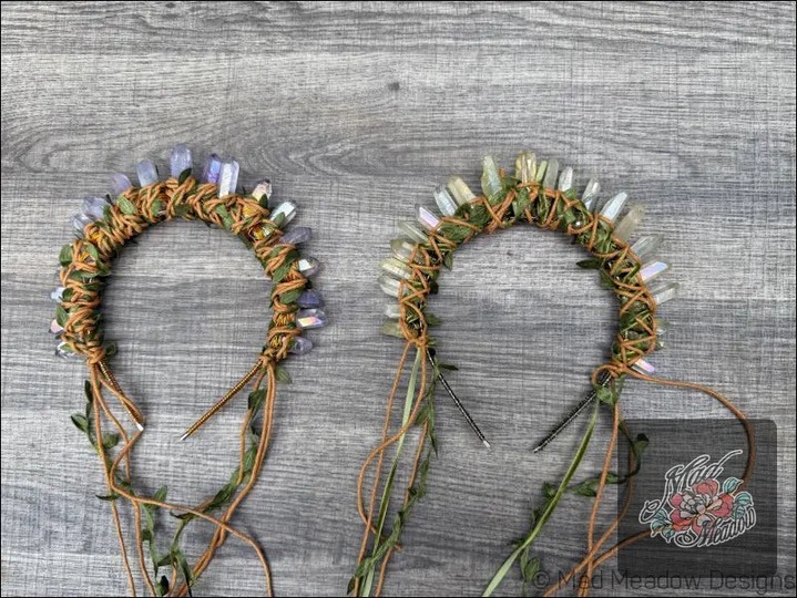 Ever wanted to channel your inner fairy queen? 🌿✨

Our Dark Golden Goddess Handcrafted Crystal and Leaf Headband does just that! With natural quartz crystals and intricate designs, it not only boosts your style but also enhances your spiritual awareness. 

Feel connected, empowered, and utterly enchanting! 

 

#FairyQueen #BohoStyle #CrystalCrown #MagicalAccessories #HandcraftedBeauty
