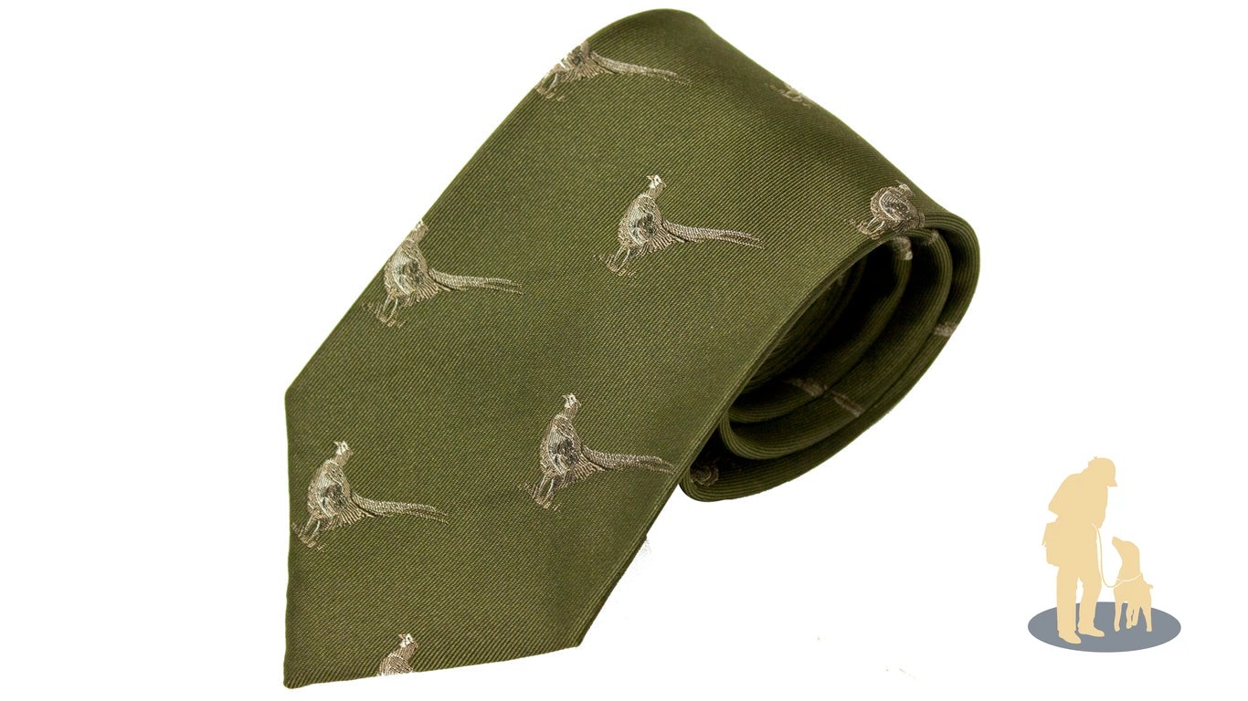 Who says elegance and comfort can’t go hand in hand? 

The No.17 Tie Green Pheasants Silk by Bisley is here to prove them wrong! 

With its eye-catching green pheasant print, this tie isn’t just an accessory—it’s a statement. 

Perfect for both formal events and casual days when you want to stand out, it’s made from luxurious silk that feels as good as it looks. 

Why blend in when you can shine? 

Available now for £19.99! 
Grab yours and elevate your wardrobe! 

https://ssdlr.shop/l/3a7a8499

#SilkTie #FashionForward #StyleEssentials #TieGoals #BisleyFashion