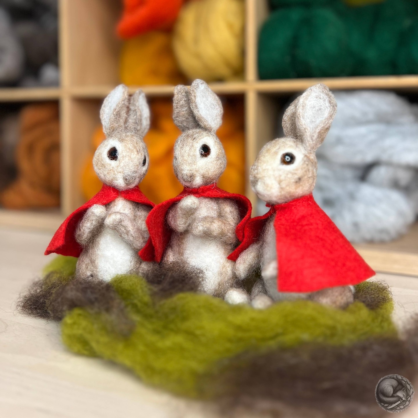 Today’s Felting Find: Beatrix Potter Flopsy Mopsy & Cotton-tail Needle Felting Kit
Small wool, big joy. These beginner-friendly kits from Crafty Kit Company are made on a Scottish farm with care —and a whole lot of charm.
https://ssdlr.shop/l/f812c0be

Make it or gift it. Stab something soft for a while. 💫

#craftykitcompany #NeedleFelting #CraftKitLove #CozyCrafts #SlowCraft #SupportSmallMakers #FiberArtLove #WomenOwned
https://roguerye.com