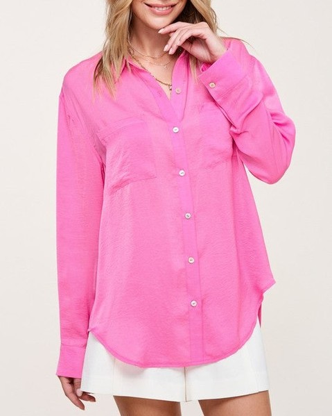 Who says you can't have style and comfort in one? 

Meet the Silky Button-Down Long Sleeve Hazel Top! Its luxurious silky texture and practical front pockets make it the perfect choice for any occasion. Dress it up or down, and let elegance follow you everywhere. 

#FashionFinds #EffortlessStyle #ShirtsAndBlouses #NewArrivals #LaMiel