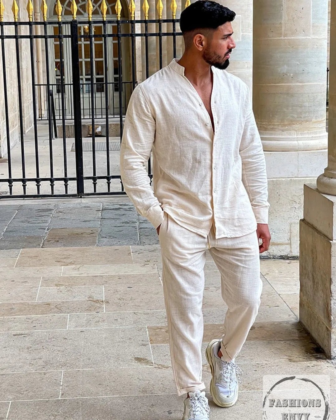 Comfort meets style with our Men's Button Up Long Sleeve Top and Pants Set! 

Crafted from 100% cotton, this two-piece set is slightly stretchy, ensuring you look sharp while feeling relaxed. Perfect for any occasion, it’s your go-to for effortless dressing. 

Grab yours now! 
 

#MensFashion #CasualStyle #ComfortWear #NewArrivals #FashionEssentials