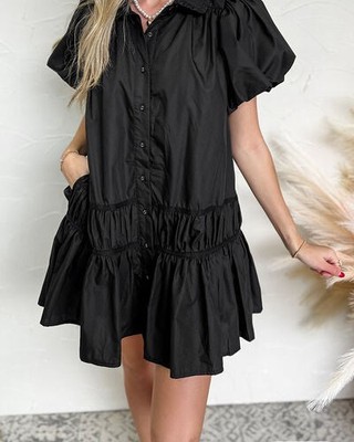 This dress is all about effortless charm! 

With its button-down design and playful puff sleeves, you'll turn heads wherever you go. Perfect for brunch or a night out, it combines comfort and style seamlessly. 

Don't miss out on adding this versatile piece to your wardrobe! 

 

#FashionFinds #DressToImpress #StyleInspo #NewArrivals #OOTD