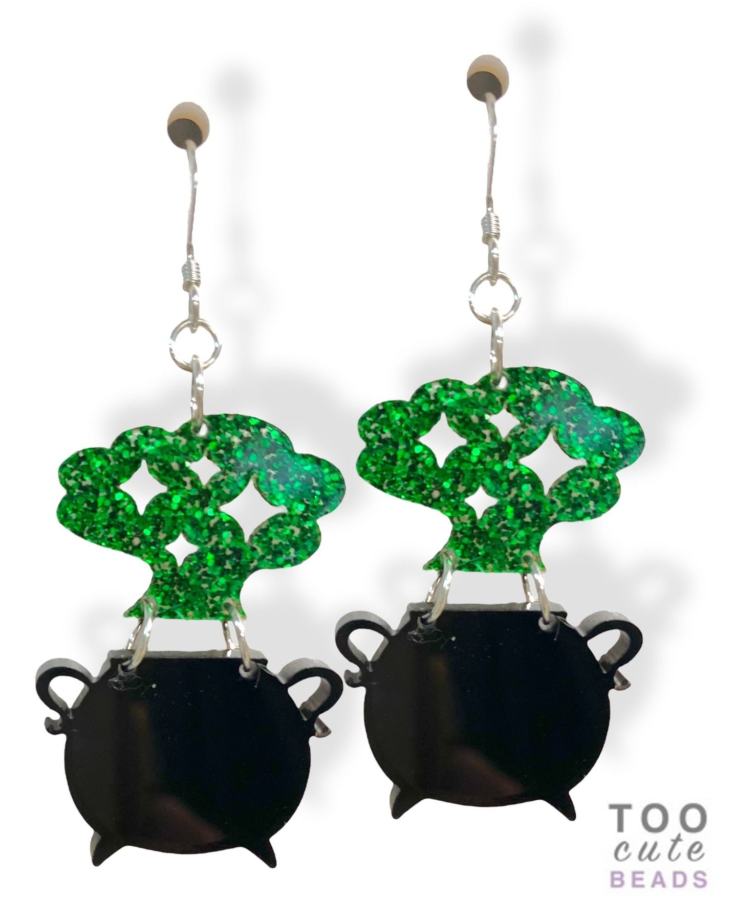 🧙‍♀️ Unleash your inner sorceress this Halloween with our enchanting Witches Cauldron Earrings Ki...