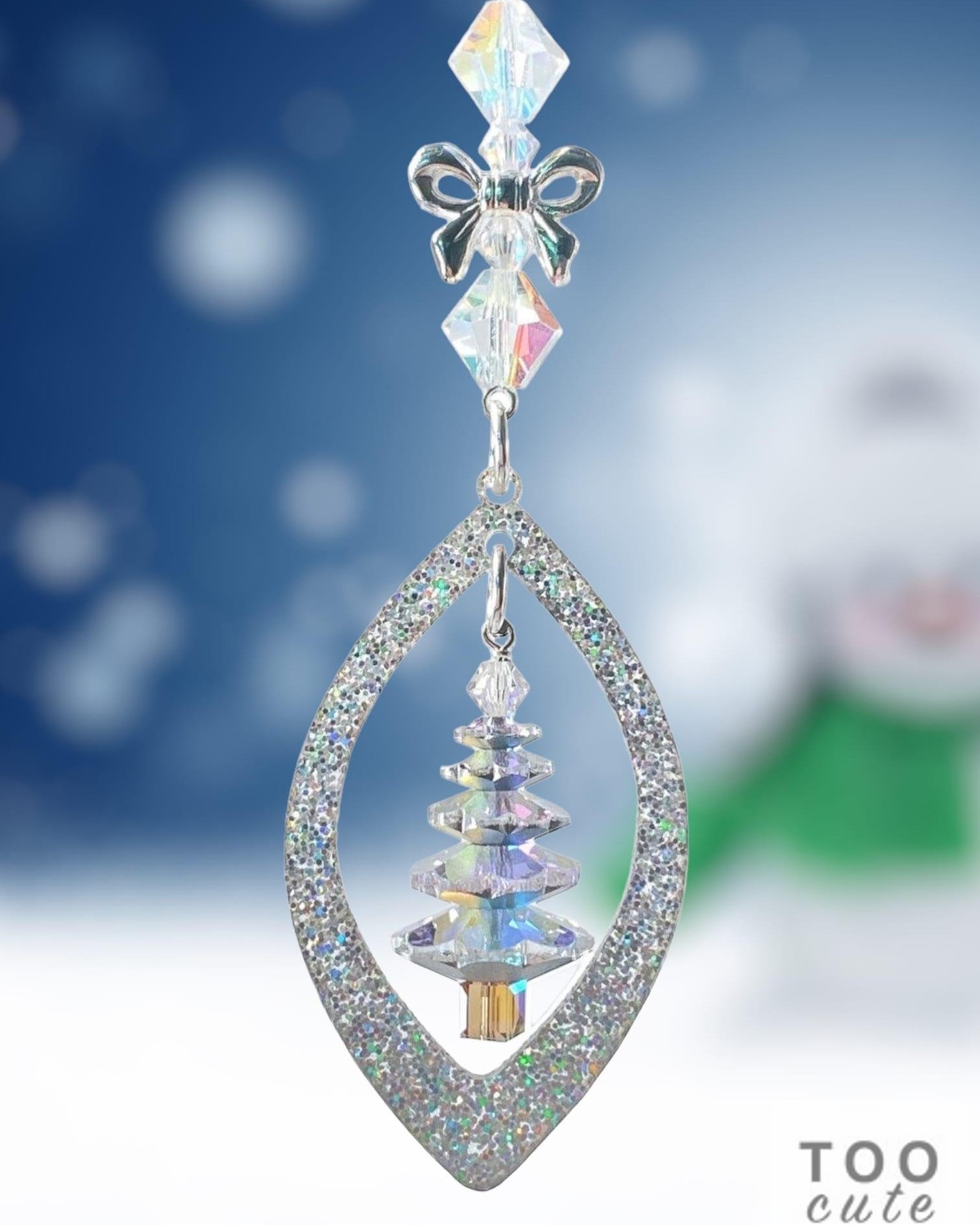 ✨ Unleash your inner artisan this holiday season! 🎄✨ Create a dazzling Sparkling Tree Christmas O...