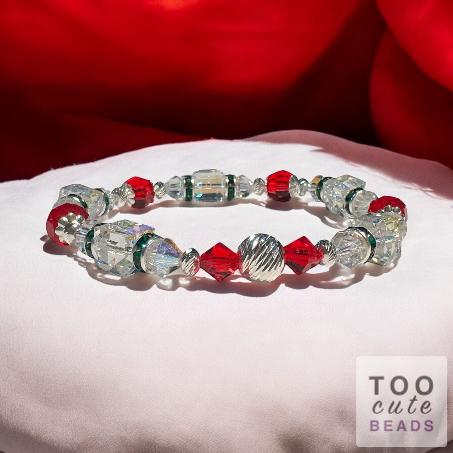 ✨ Ready to make your holiday sparkle? Dive into creativity with our Christmas Sparkle Bracelet Ki...