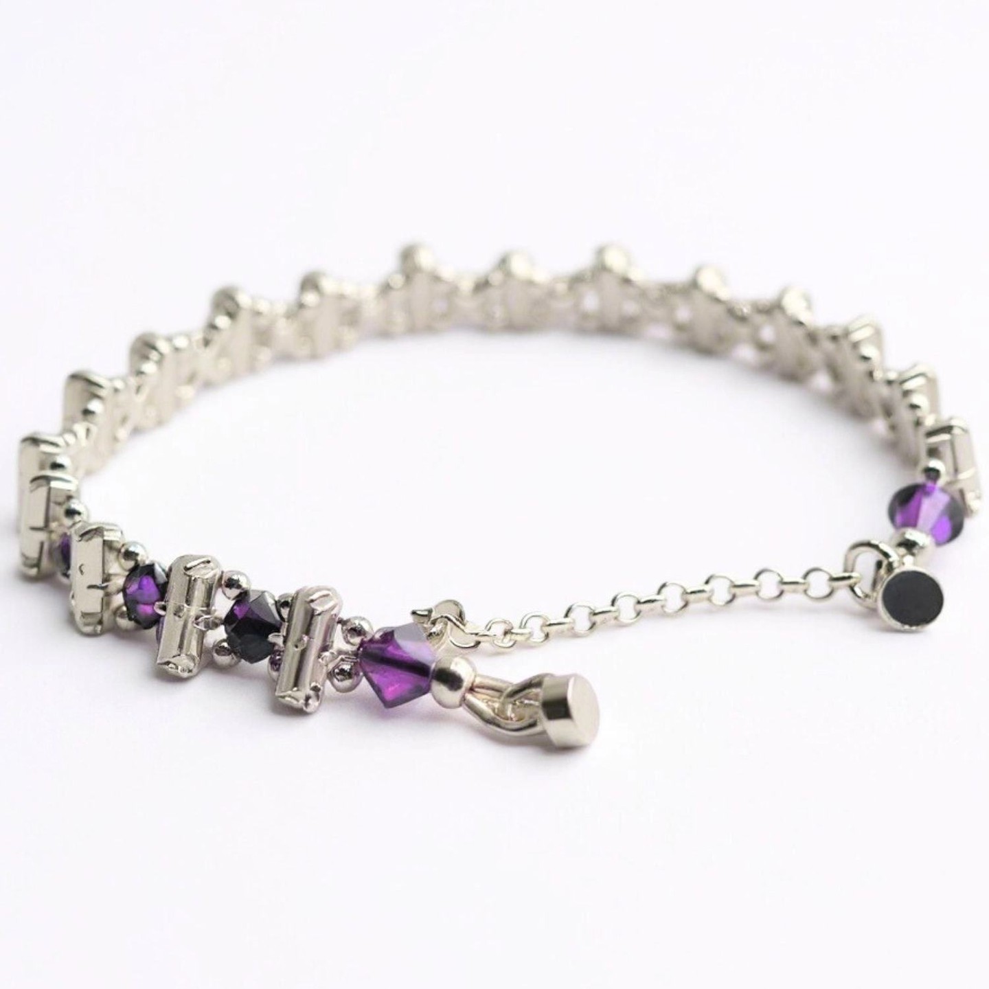 👉 Comment "Shop" order this item 👈

Baguette & Montee Bracelet Kit 👇
Shine Bright with Too Cute Beads Elevate your style with the Baguette & Montee Bracelet Kit from Too Cute Beads! This exquisite DIY kit features 17 crystal baguettes, 16 amethyst Monte’s, 5mm amethyst bicones, and 72 2mm silver beads, all complemented by sterling silver crimps, crimp covers, a magnetic clasp, wire guards, jump rings, a safety chain, and beading wire. Craft a stunning bracelet in under 30 minutes, perfect for any occasion. The kit creates a 7 1/4" bracelet as pictured, with extra beads extending it to 7 1/2", using crimping and crossing over beading wire techniques. 💎 Why You’ll Love This Kit Luxurious Materials: Features crystal baguettes, amethyst Montee’s, bicones, and sterling silver components. Quick Assembly: Complete in under 30 minutes with included instructions. Perfect Fit: Adjustable from 7 1/4" to 7 1/2" with extra beads. Premium Quality: Crafted with durable sterling silver for lasting elegance. 🌟 What’s Included 17 Crystal Baguettes 16 Amethyst Montee’s 5mm Amethyst Bicones 72 2mm Silver Beads Sterling Silver Crimps Sterling Silver Crimp Covers Sterling Silver Magnetic Clasp Sterling Silver Wire Guards Sterling Silver Jump Rings Sterling Silver Safety Chain Beading Wire Printed Step-by-Step Instructions 📦 Shipping Free U.S. Shipping: On orders over $50, processed in 1-3 business days. International: Starts at $18.99 (7-21 days). 📱 Stay Connected Follow us on socials @toocutebeads for inspiration and share with #TooCuteBeads! Join our newsletter for seasonal discounts. https://toocutebeads.com/products/baguette-montee-bracelet-kit