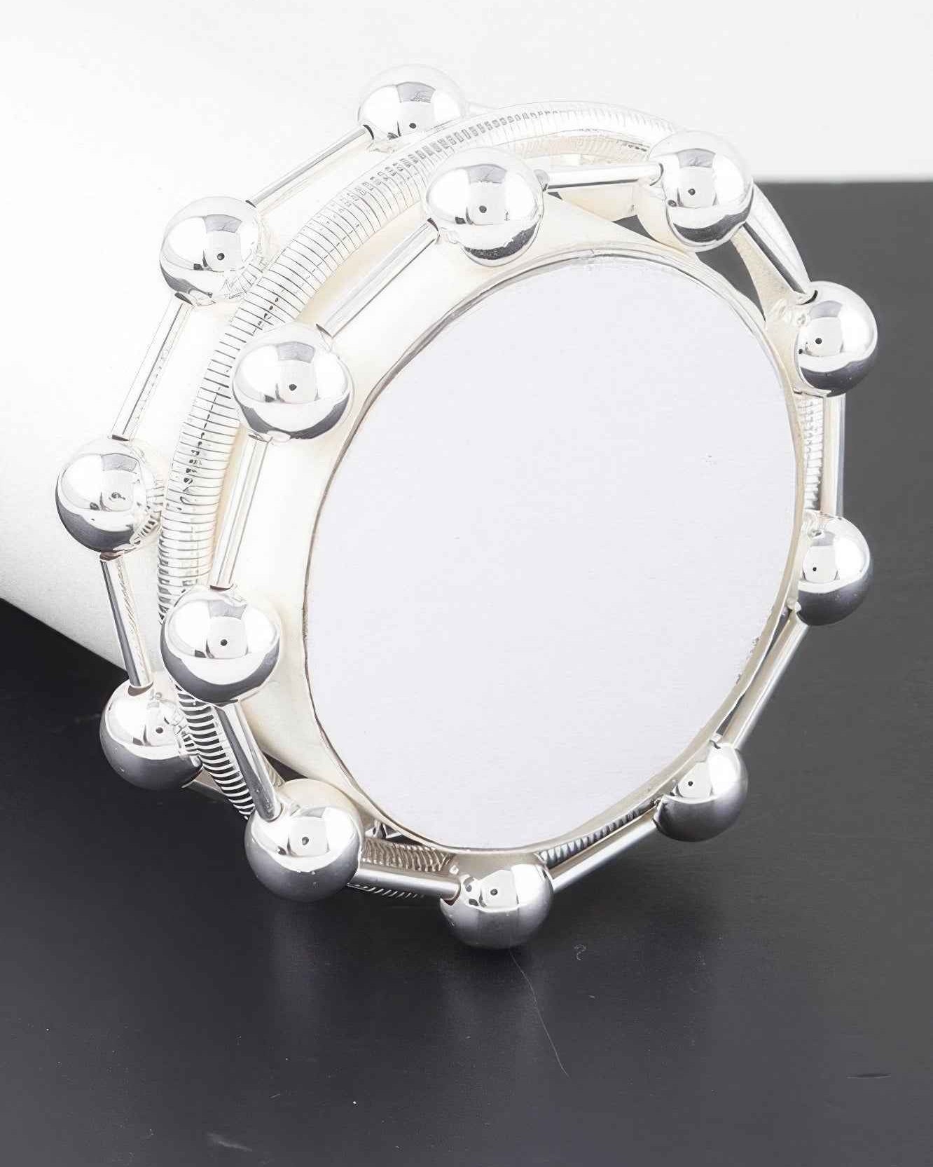 Who knew elegance could be this durable? ✨
The Metal Bead Bracelet is your go-to accessory for adding a touch of sophistication to any outfit. With its intricately designed beads, it catches the light beautifully and showcases your unique style.
Grab yours now!
https://itsagirlyplace.com/products/wh2hda-pb1946-id-wh2249594
#BeadedBracelet #FashionAccessories #MetalJewelry