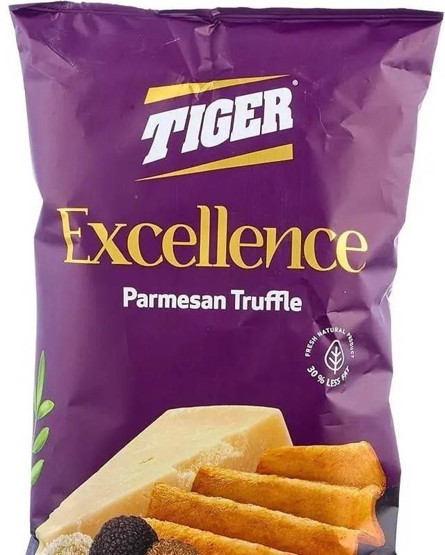Craving a chip that dances on your taste buds? 🌟 

Dive into the bold flavors of Parmesan Truffle! 

These aren't just any chips; they’re a gourmet experience ready to elevate your snacking game. Perfect for sharing (or not 😉), they're made with premium ingredients and offer a unique flavor that's simply irresistible. 

Indulge today for only €7,00! 

Don’t miss out—satisfy your cravings with every crunchy bite! 

👉 

#SnackSmart #GourmetChips #ParmesanTruffle #FoodieFinds #SnackTime