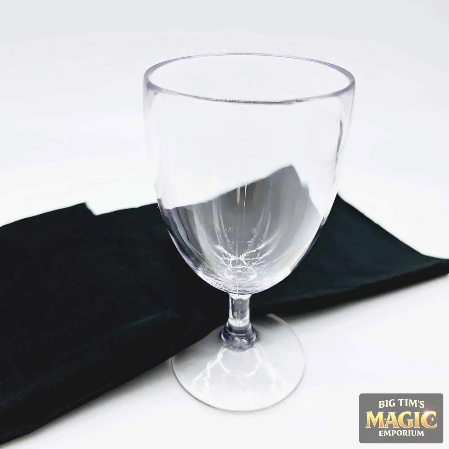 Ever seen a wine glass float? 🍷✨

This Floating Wine Glass Magic Trick is the secret to leaving your audience in awe. Perfect for parties and street shows, it’s easy to perform and requires no heavy equipment. 

Make your next event unforgettable!

https://bigtimsmagic.com/products/floating-wine-glass-magic-trick-with-glass-stage-party-levitation-illusion-gimmick-mentalism-props-flying-cup-magician-magia

#MagicTricks #Illusionist #PartyEntertainment #Mentalism #Magician